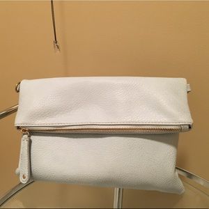 Medium Clutch Crossbody